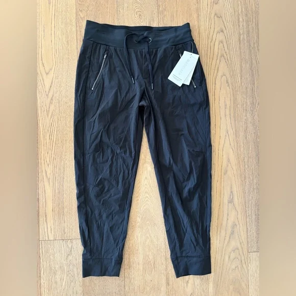 Athleta Trekkie North Jogger Pants Black Womens Size 8 NWT High rise outdoor - Picture 3 of 11